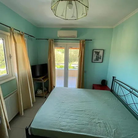 Alloggio in famiglia Shared In A 4km From Corfu Airport, Jasmine *